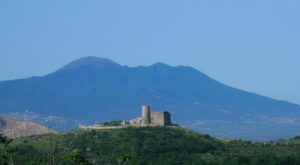 Scopri di più sull'articolo Un viaggio emozionale nel Castello di Avella